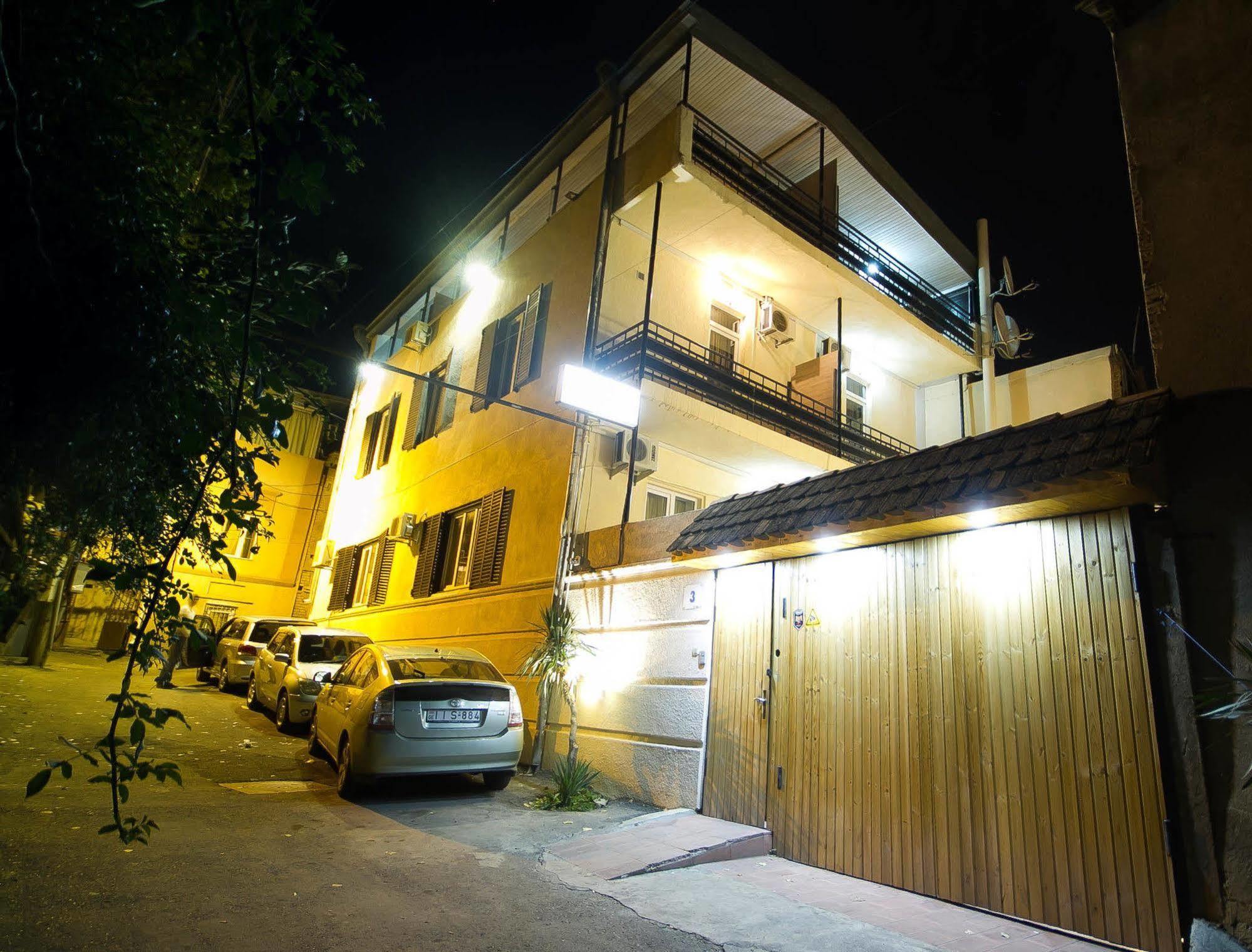 Log Inn Boutique Hotel Tbilisi Luaran gambar