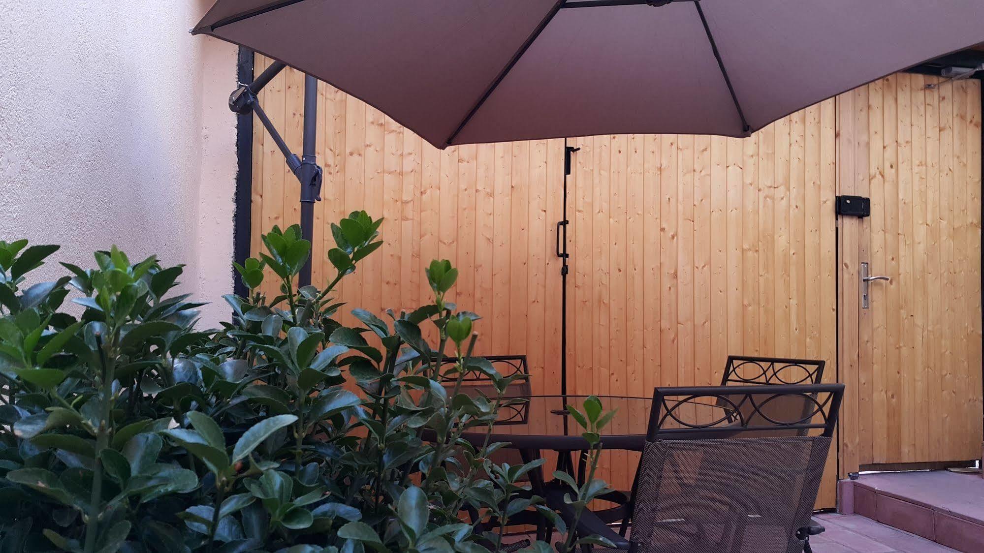 Log Inn Boutique Hotel Tbilisi Luaran gambar